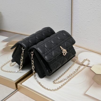 CD Christian Dior Signature系列手袋