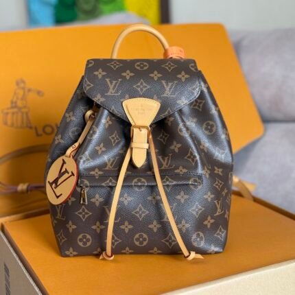 LOUIS VUITTON路易威登 Lv Montsouris 双肩包